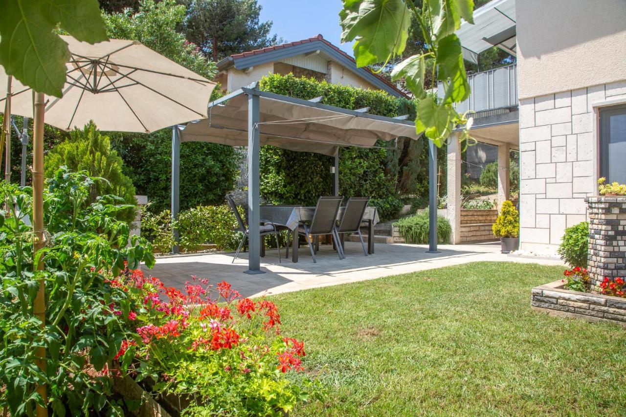 Apartmani Nena I Branko Premantura Exterior foto